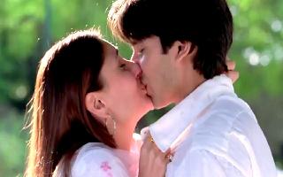 Shahid Kapoor Drops Hints About A Possible 'Jab We Met' Sequel: Here's What He Said